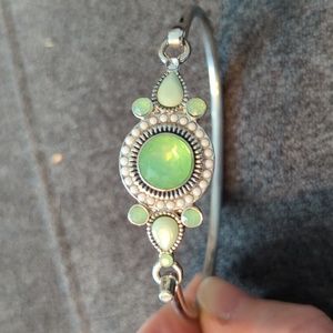 Decorative bracelet